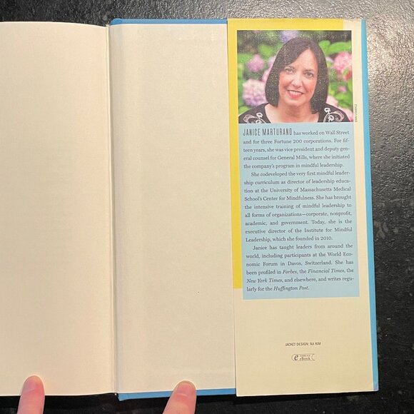 "Finding the Space to Lead," by Janice Marturano, 2014 First Ed. Hardcover - Picture 5 of 10